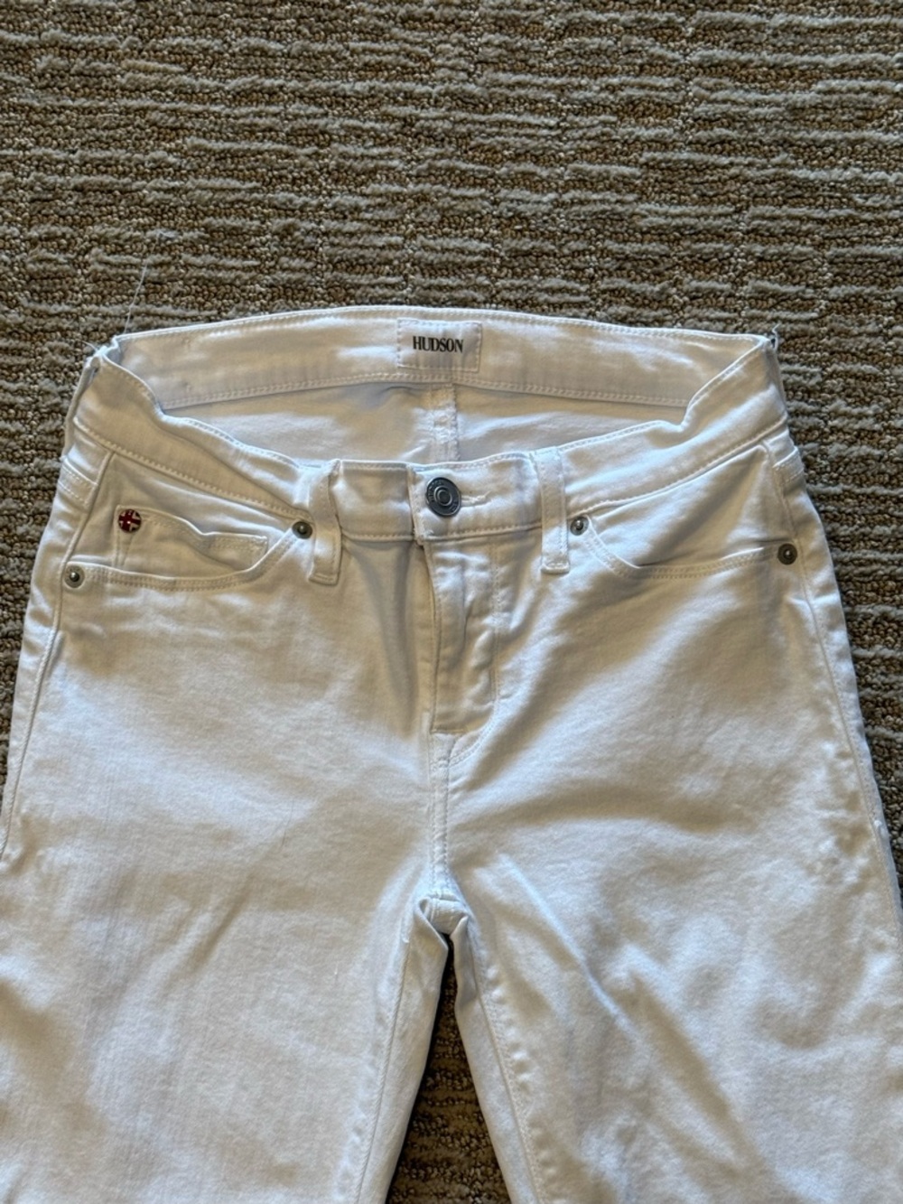 Like New Hudson Krista Ankle Jeans Size 26 - Picture 4 of 12